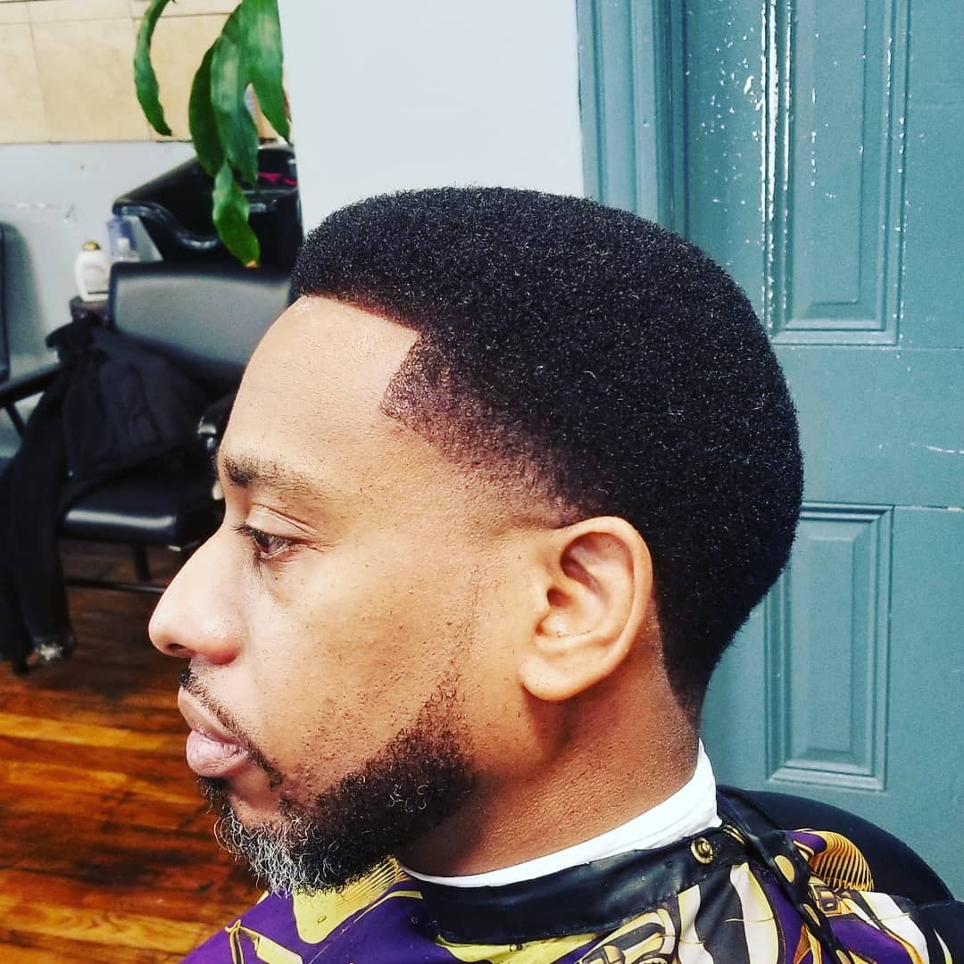 Fresh taper haircut at Blades of Glory